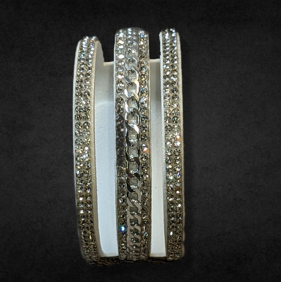 A4 New Bright White & Silver Crystal Rhinestone Wrap Bracelet Adjustable NEW - Picture 6 of 15